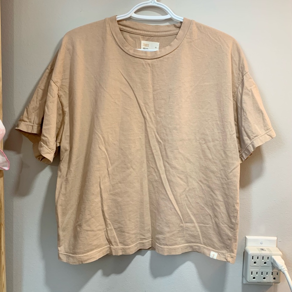 TKEES Boxy Cropped Tee Nude Tan T Shirt Top! Size M